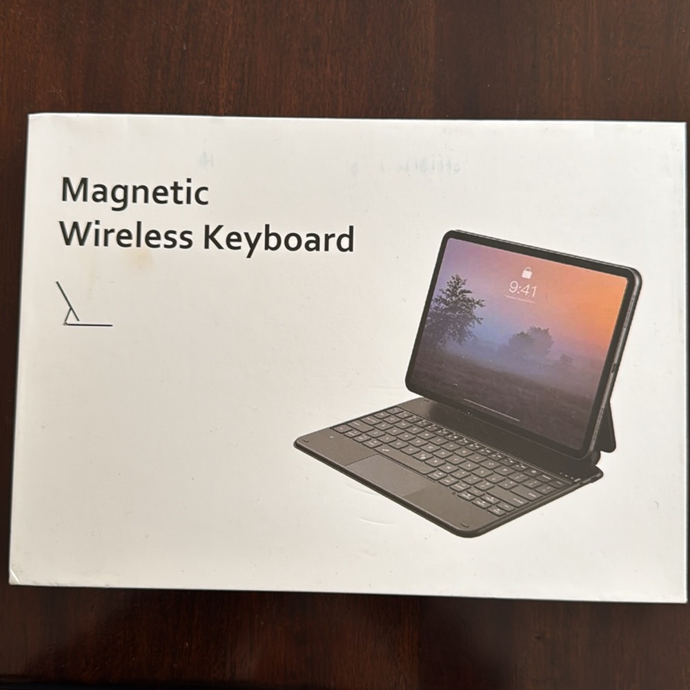 CHESONA Magnetic Floating Keyboard Case iPad Pro 11 Multi-Touch Wireless